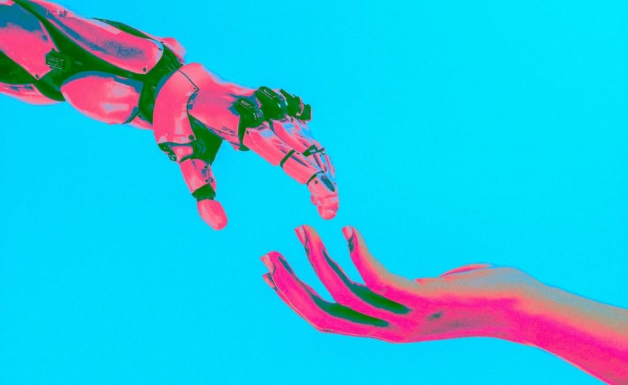 Humans vs. AI In Content Marketing: Where will humans outperform AI tools? [Blog + Video]